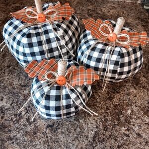 Farmhouse Fabric Pumpkins with Orange Homespun Accents.